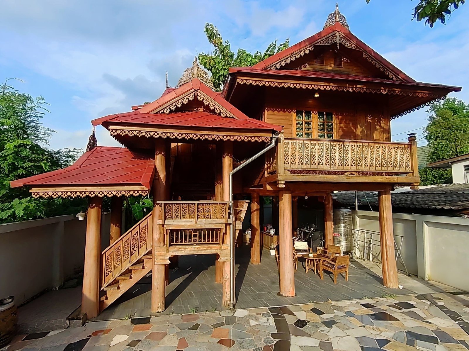 Wooden House Bangkok Exterior (1)