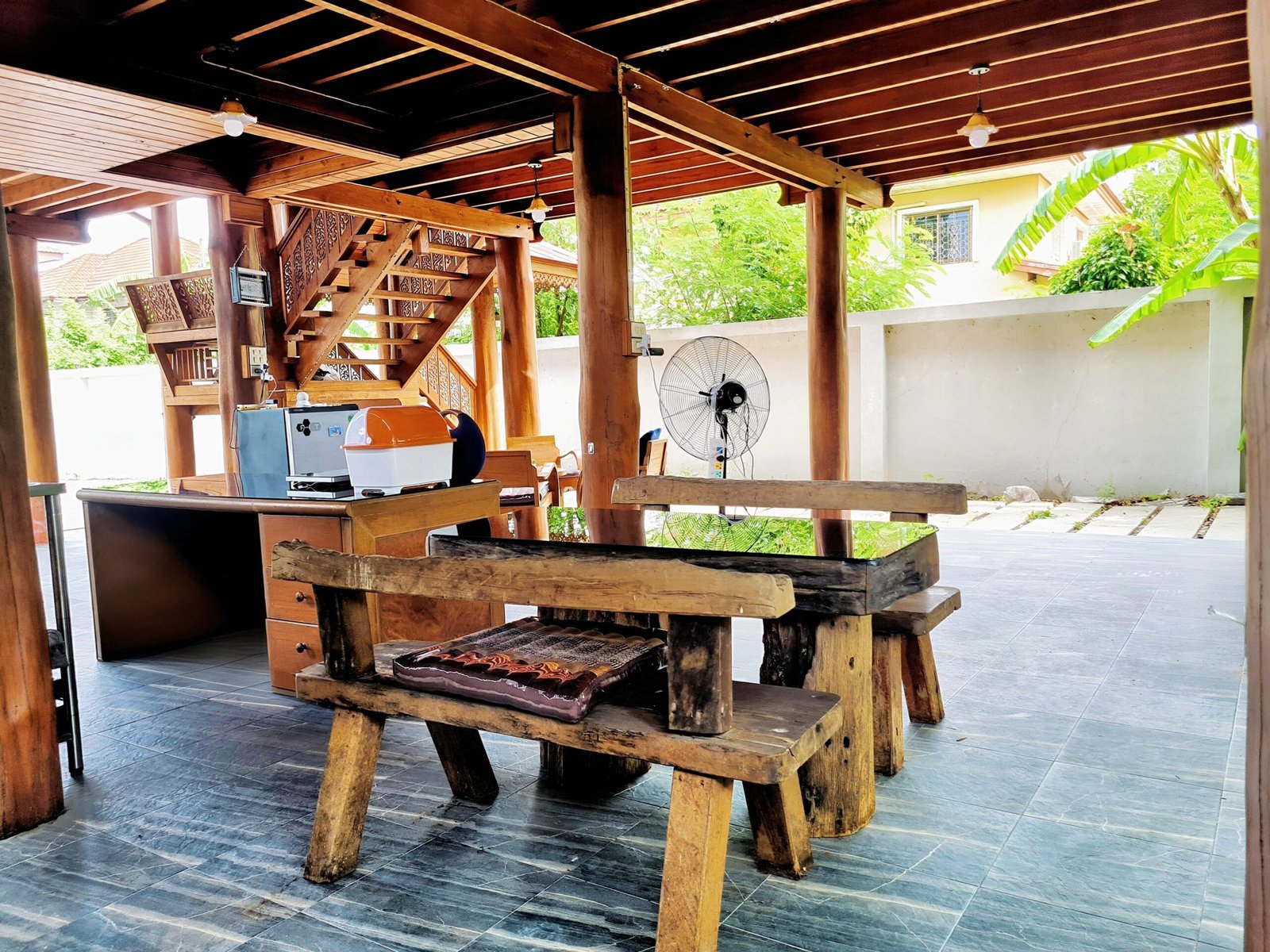 Wooden House Bangkok Exterior (16)