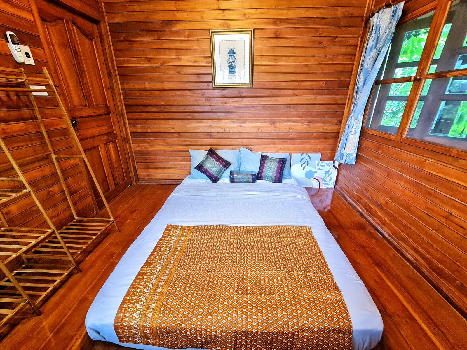 Wooden House Bedroom 3 (4)